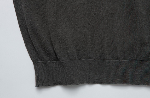 MARGARET HOWELL KNITTED IN ENGLAND BY JOHN SMEDLEY