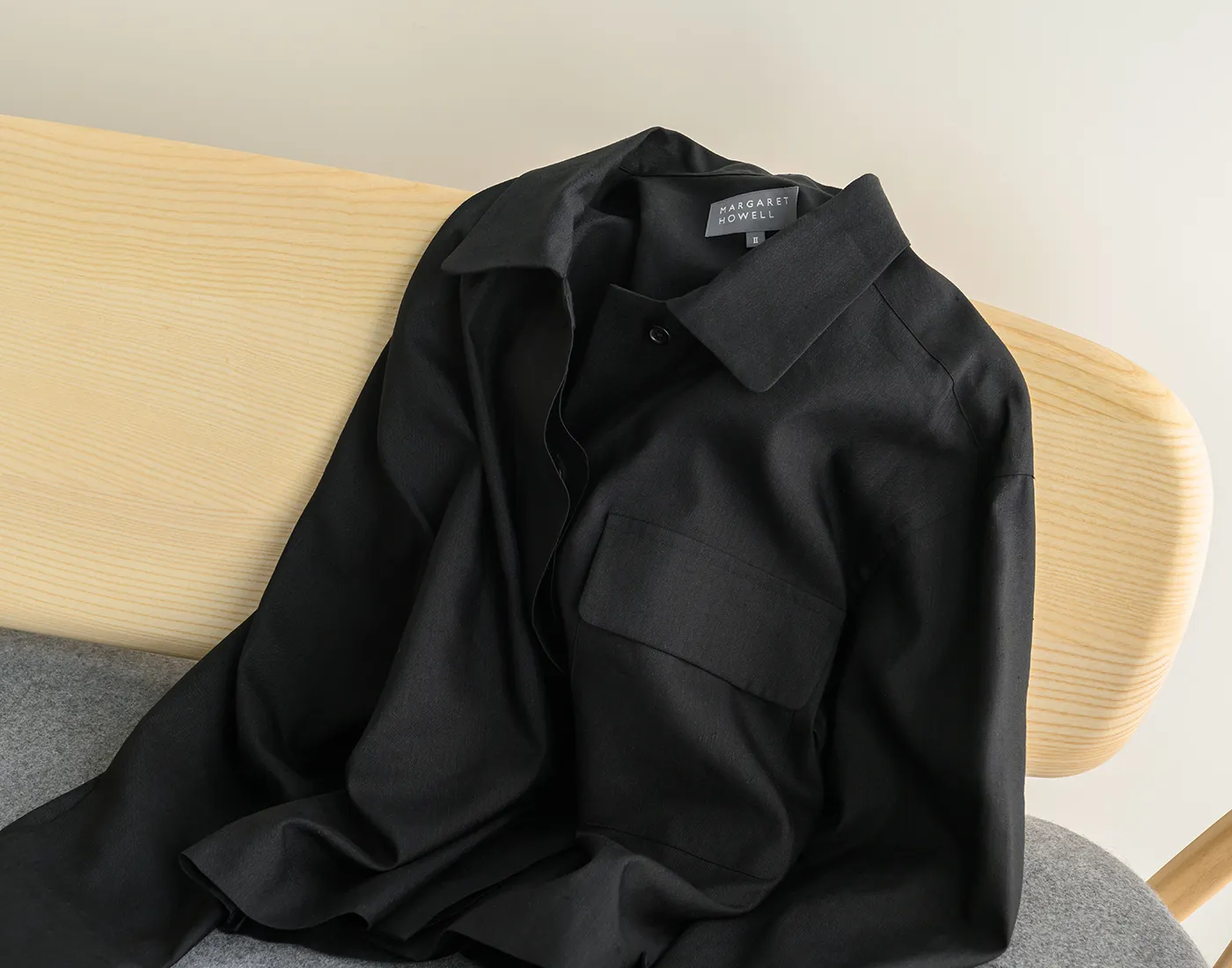 [極美品]MARGARET HOWELL　ラッフル パイクラストシャツ 完売品 極美品]MARGARET HOWELL ラッフル パイクラストシャツ 完売品
